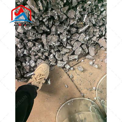 بریکت خاکستری تیره Fe Vanadium 60 Grade مورد استفاده در ساخت قطعات فولادی ریلی و ماشین آلات سنگین